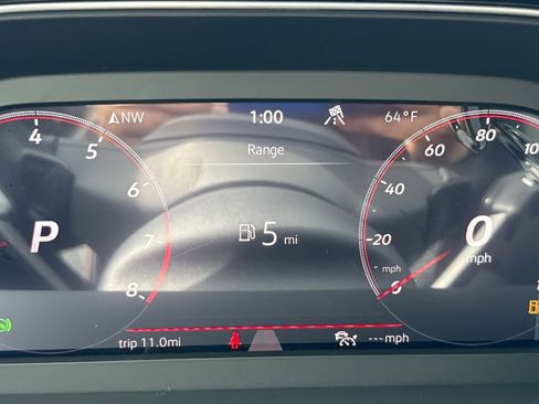 New 2026 Volkswagen Jetta GLI Autobahn FWD image 10