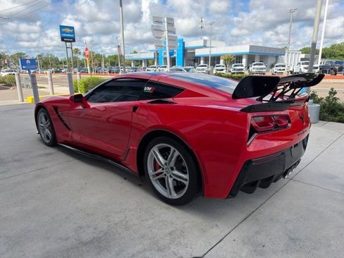 Used 2019 Chevrolet Corvette Stingray Coupe w/ 1LT RWD image 3