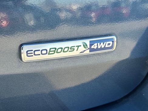 Used 2020 Ford Explorer XLT w/ Equipment Group 202A image 6