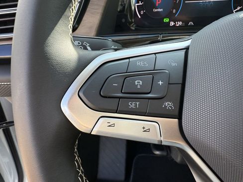 New 2026 Volkswagen Atlas SE image 15