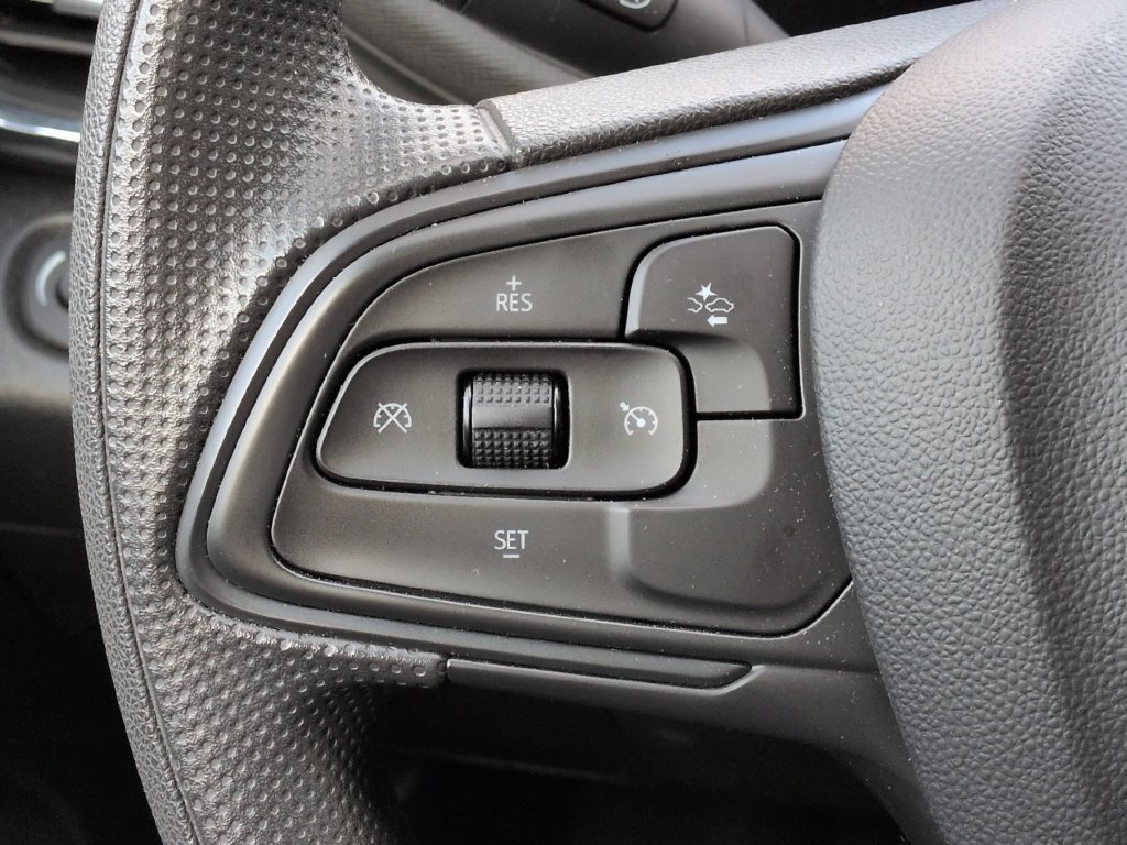 Used 2026 Buick Envista Preferred FWD image 6