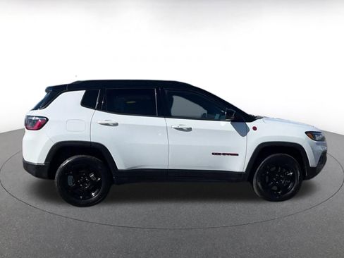 Used 2023 Jeep Compass Trailhawk image 15