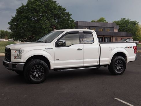 Used 2016 Ford F150 Lariat w/ Equipment Group 502A Luxury AWD/4WD image 10