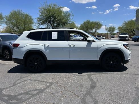Used 2023 Volkswagen Atlas SE AWD/4WD image 4