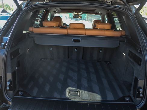 Used 2023 BMW X5 sDrive40i w/ Executive Package image 25