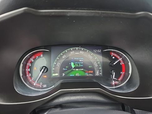 Used 2019 Toyota RAV4 Adventure image 19