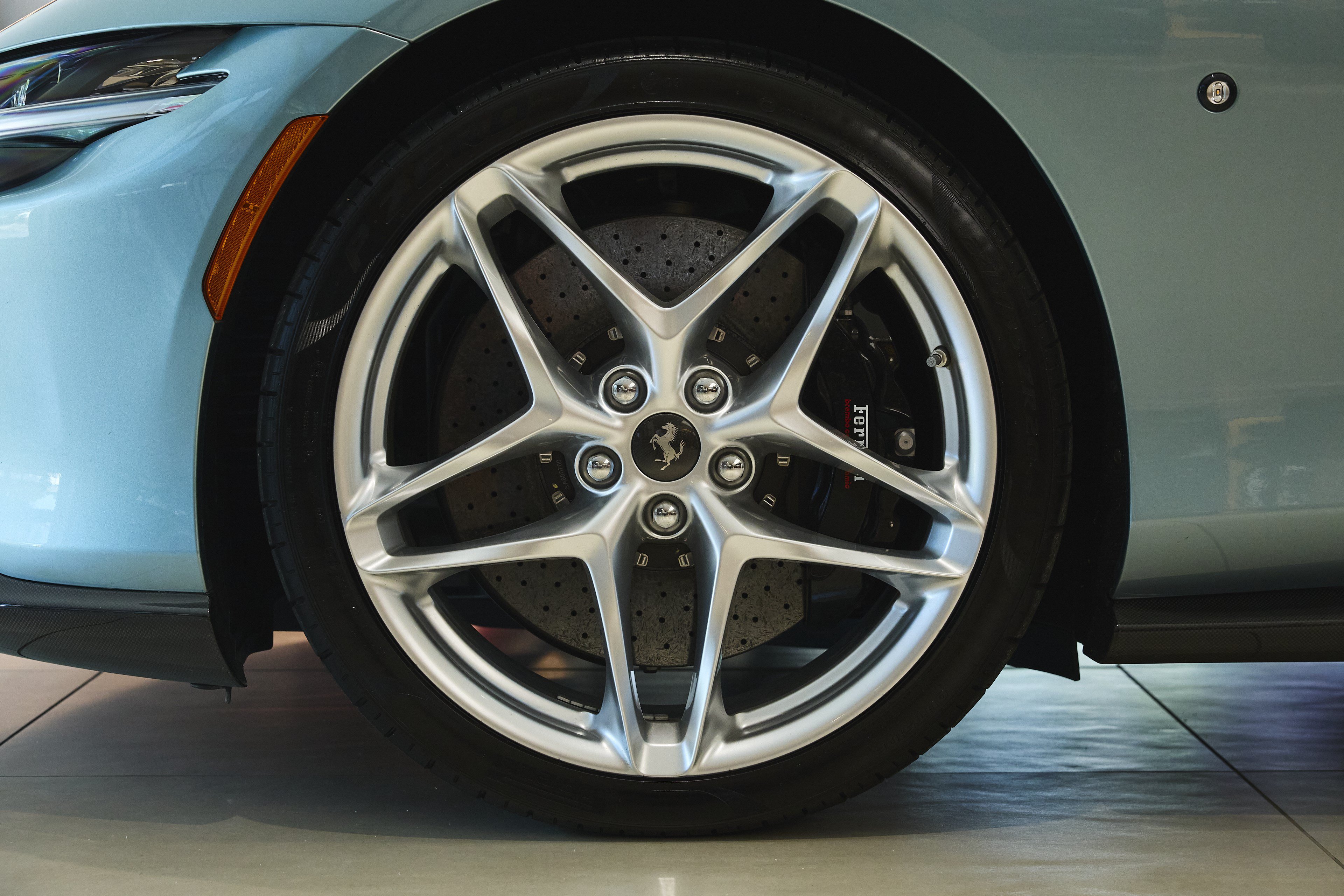 Used 2024 Ferrari Roma Spider RWD image 62