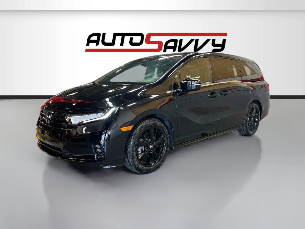 Used 2024 Honda Odyssey Sport image 3