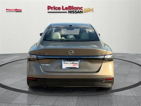 New 2026 Nissan Sentra SL w/ Floor Mat Package FWD image 6