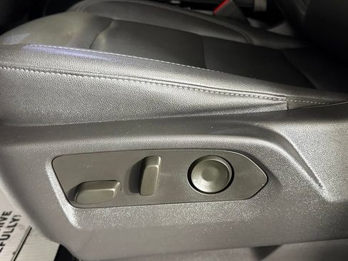 Used 2024 Chevrolet Silverado 2500 LTZ AWD/4WD image 29