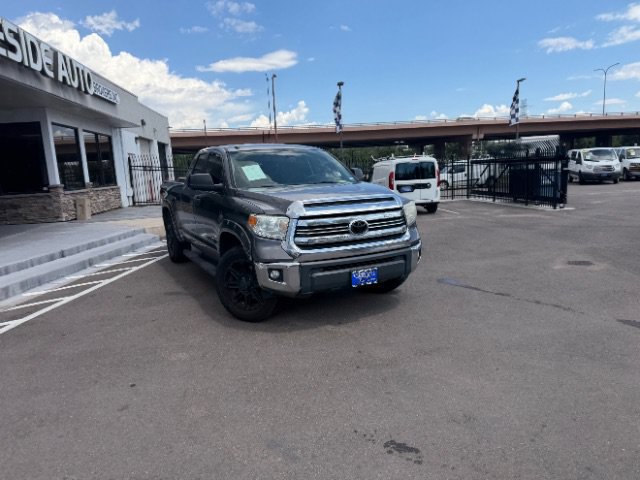 Used 2017 Toyota Tundra SR5 w/ SR5 Upgrade Package RWD image 19