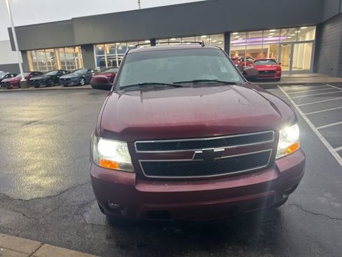 Used 2008 Chevrolet Suburban LT image 5