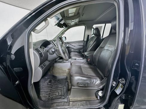 Used 2012 Nissan Frontier PRO-4X w/ Pro-4x Luxury Pkg AWD/4WD image 13