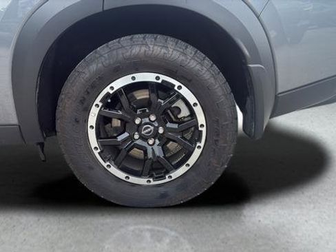 Used 2025 Nissan Pathfinder Rock Creek AWD/4WD image 37