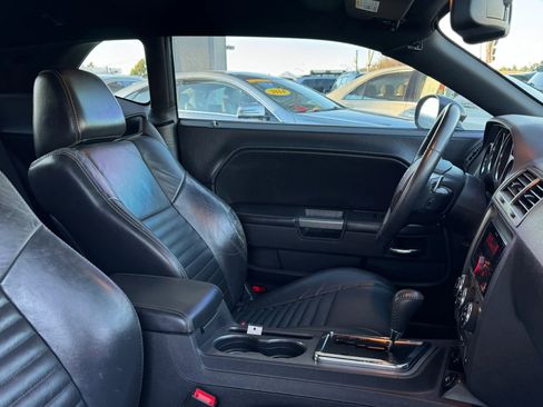 Used 2014 Dodge Challenger R/T Plus image 18