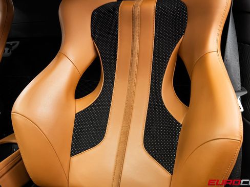 Used 2021 Ferrari F8 Tributo RWD image 44