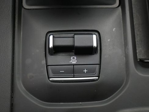 Used 2022 GMC Sierra 1500 Denali AWD/4WD image 27