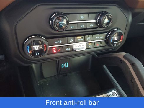 Used 2024 Ford Bronco Outer Banks AWD/4WD image 24