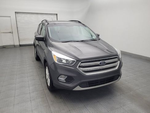 Used 2018 Ford Escape SE FWD image 14