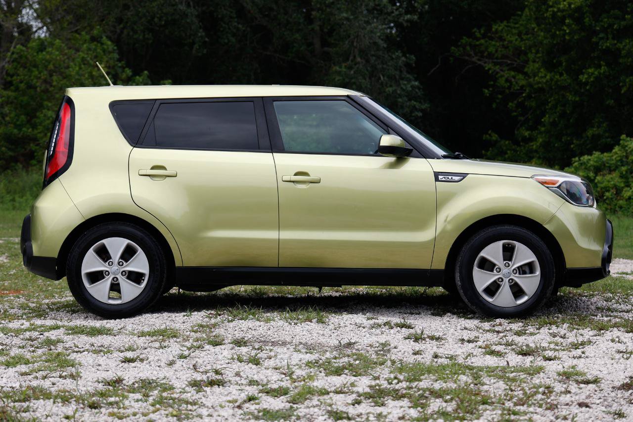 Used 2016 Kia Soul w/ Convenience Package FWD image 11
