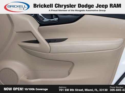 Used 2019 Nissan Rogue SL w/ Premium Package image 13