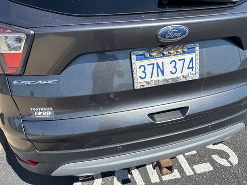 Used 2017 Ford Escape Titanium AWD/4WD image 10