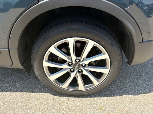Used 2019 Lincoln MKC Reserve w/ MKC Technology Package AWD/4WD image 23