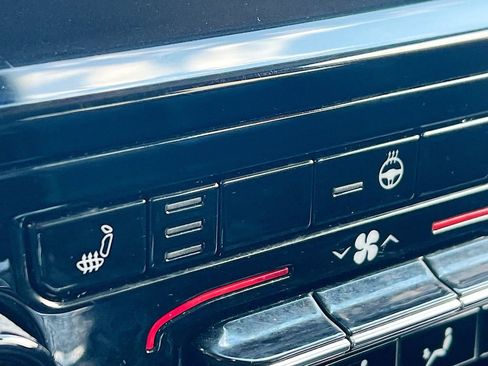 Used 2023 Jeep Grand Cherokee L Limited image 20