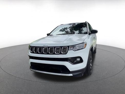 Used 2025 Jeep Compass Limited AWD/4WD image 6