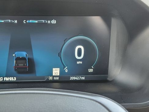 Used 2024 Ford F150 Lightning Flash AWD/4WD image 10
