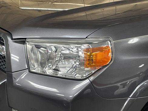 Used 2012 Toyota 4Runner SR5 image 6