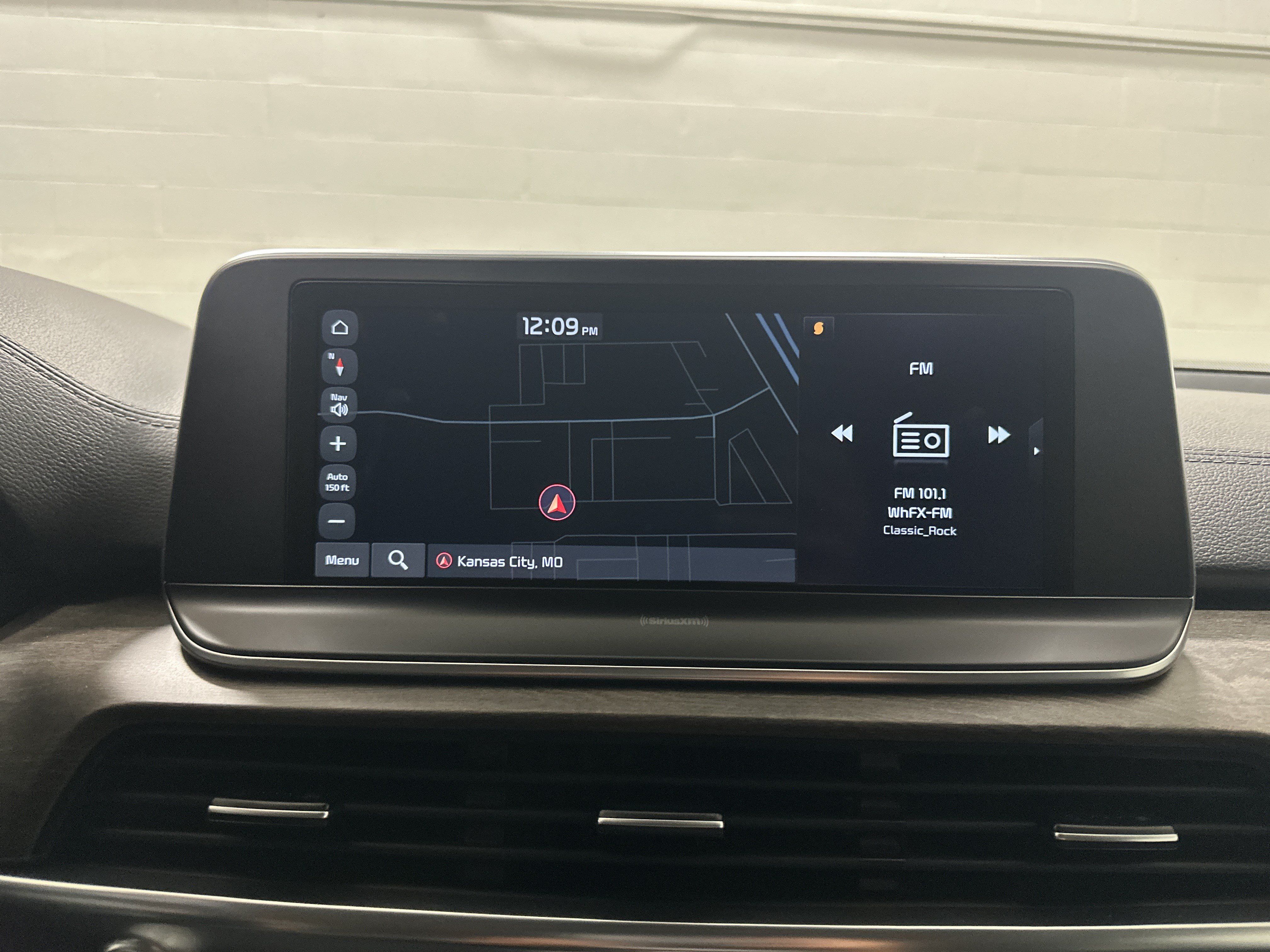 Used 2021 Kia Telluride EX w/ EX Premium Package AWD/4WD image 26
