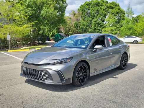 New 2026 Toyota Camry SE w/ Convenience Package FWD image 31