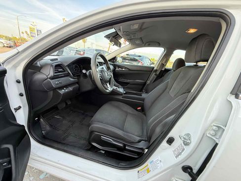 Used 2021 Honda Insight EX image 61