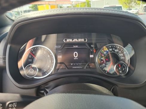 Used 2024 RAM 1500 Laramie RWD image 29