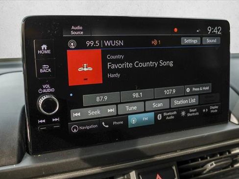 Used 2023 Honda Pilot Elite image 19