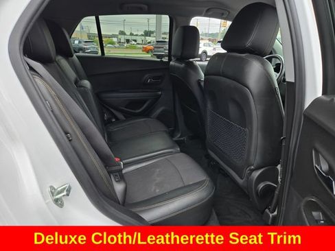 Used 2020 Chevrolet Trax LT w/ Redline Edition FWD image 20