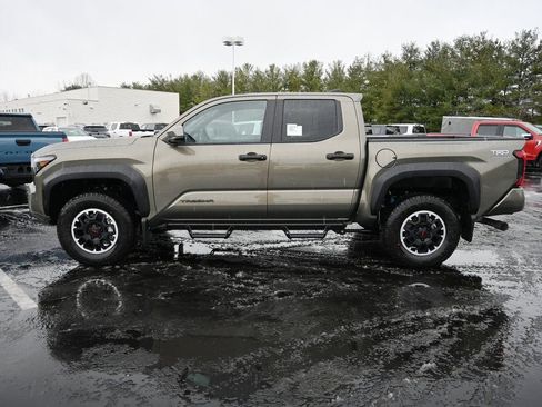 New 2026 Toyota Tacoma TRD Off-Road image 4