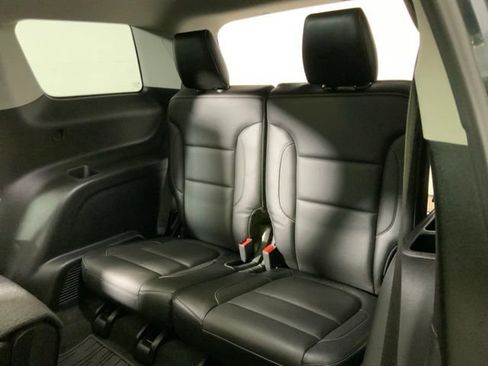 Used 2019 GMC Acadia SLT FWD image 52