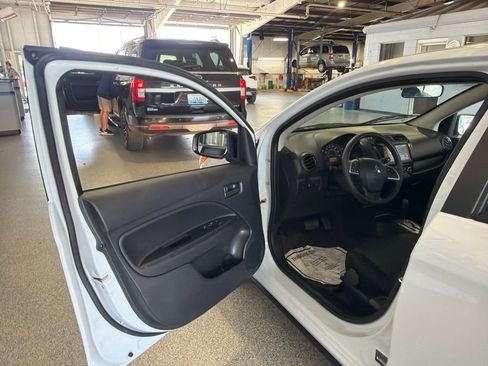 Used 2024 Mitsubishi Mirage ES FWD image 5