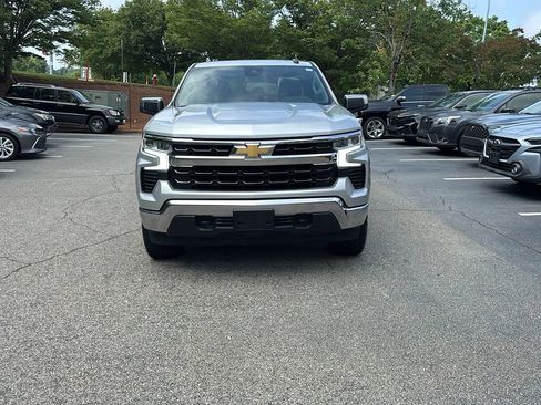 Used 2022 Chevrolet Silverado 1500 LT w/ Protection Package AWD/4WD image 2