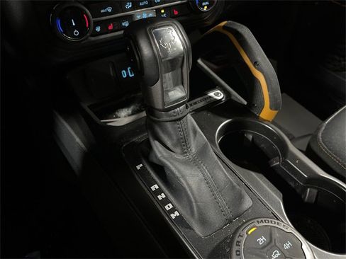 Used 2022 Ford Bronco Badlands image 25