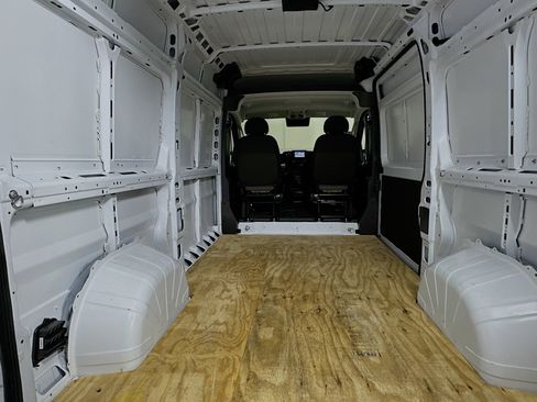 Used 2023 RAM ProMaster 3500 w/ Driver Convenience Group image 30