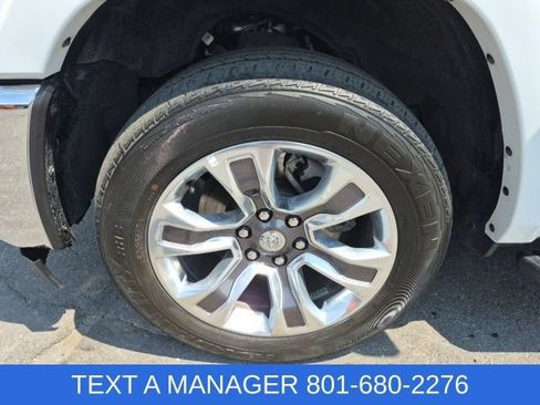 Used 2025 RAM 1500 Big Horn AWD/4WD image 9