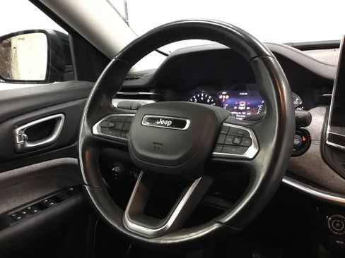 Used 2022 Jeep Compass Latitude w/ Convenience Group AWD/4WD image 33