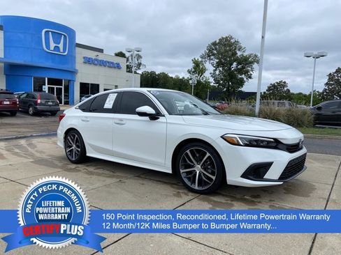 Used 2024 Honda Civic Touring image 1