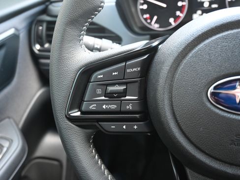 Used 2025 Subaru Forester Premium image 18