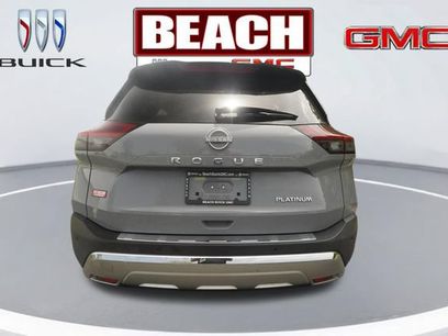 Used 2022 Nissan Rogue Platinum w/ Head-Up Display Package