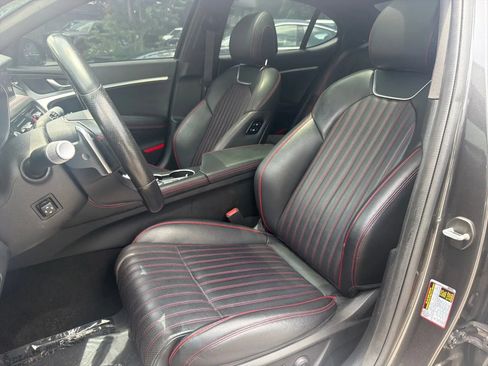 Used 2024 Genesis G70 3.3T Advanced RWD image 10