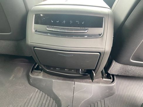 Certified 2025 Cadillac Escalade V AWD/4WD image 17